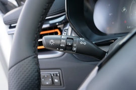 2022款东风风行T5