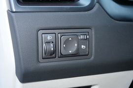 2022款东风风行T5