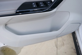 2022款东风风行T5