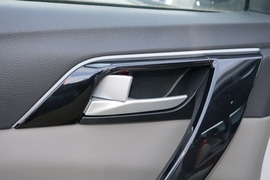 2022款东风风行T5