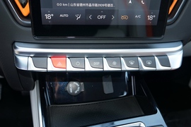 2022款东风风行T5