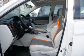 2022款东风风行T5