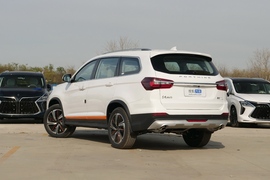 2022款东风风行T5