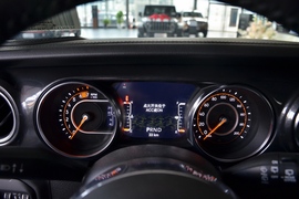   2022款Jeep牧马人 2.0T 高地四门版
