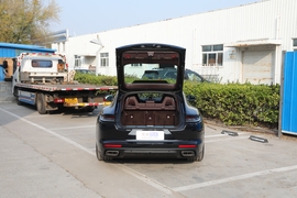 2023款保时捷Panamera