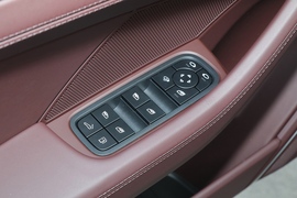 2023款保时捷Panamera