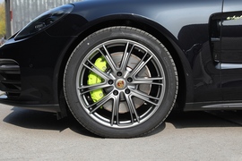 2023款保时捷Panamera
