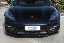 2023款保时捷Panamera