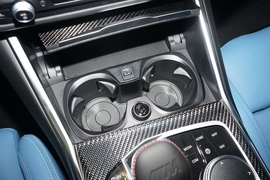 2023款宝马M4敞篷轿跑车