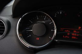 2013款标致3008