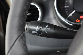 2013款标致3008