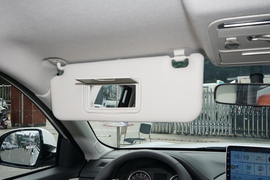 2022款东风风行T5