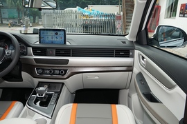 2022款东风风行T5