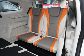 2022款东风风行T5