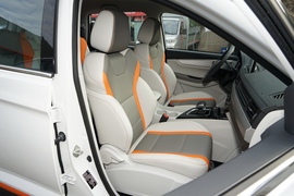 2022款东风风行T5