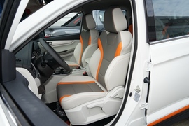 2022款东风风行T5