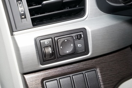 2022款东风风行T5