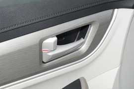 2022款东风风行T5