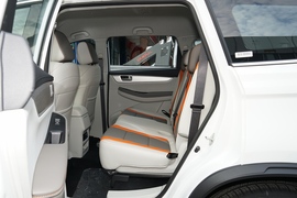 2022款东风风行T5