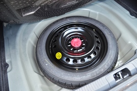 2022款丰田凯美瑞