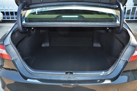 2022款丰田凯美瑞