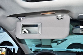 2022款丰田凯美瑞