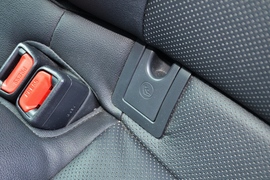 2022款丰田凯美瑞