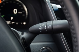 2022款丰田凯美瑞