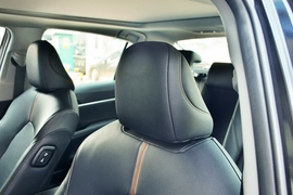 2022款丰田凯美瑞