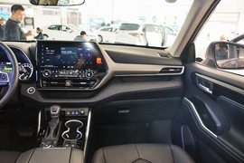 2022款丰田汉兰达