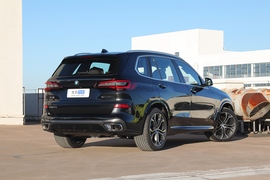 2022款宝马X5