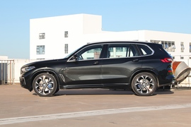 2022款宝马X5