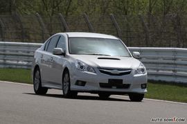 2010款斯巴鲁力狮