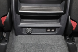 2022款宝马530Li