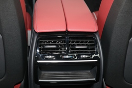 2022款宝马530Li