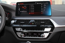 2022款宝马530Li