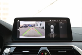 2022款宝马530Li