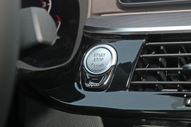 2022款宝马530Li