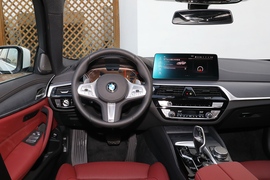 2022款宝马530Li