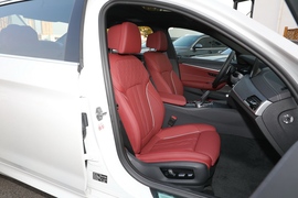 2022款宝马530Li