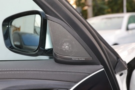 2022款宝马530Li