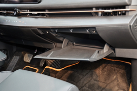 2022款日产Ariya艾睿雅