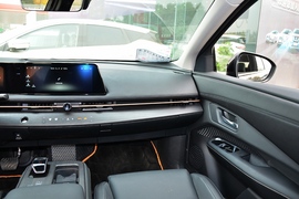 2022款日产Ariya艾睿雅