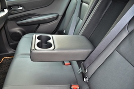 2022款日产Ariya艾睿雅