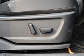 2022款日产Ariya艾睿雅