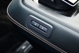 2022款日产Ariya艾睿雅