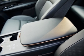 2022款日产Ariya艾睿雅