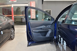 2022款日产Ariya艾睿雅