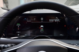 2022款日产Ariya艾睿雅