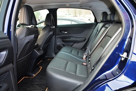 2022款日产Ariya艾睿雅